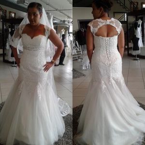 Robes de mariée grande taille robes de mariée sirène avec boléro détachable appliques de dentelle taille empire cristaux perles robe de mariée en tulle