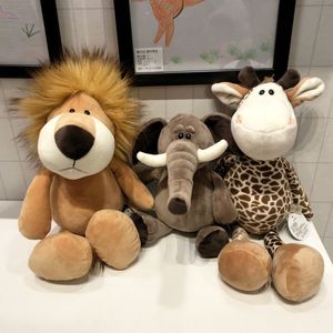 Poupées en peluche 25cm Farcies Réaliste Lion Tigre Éléphant Singe Léopard Girafe Raton Laveur Poupée Simulation Animaux De La Forêt Jouets pour Enfants Cadeau 221125