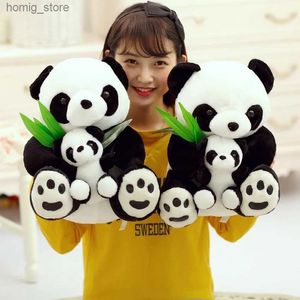 Poux Dolls Cartoon Lifekeke Stufeed Chinois Panda Mère et fils avec bébé peluche pour enfants Dolls Soft Hold Pillow Tyt Tyt for Children Girls Y240415