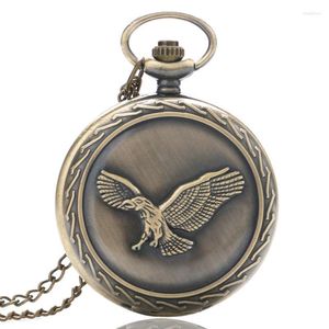 Montres de poche Mode pour hommes et femmes Argent Dentelle Peinture noire Flying Eagle Pendentif Collier Montre à quartz