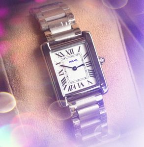 Populaire célèbre numéro romain cool dialogue Femmes Watchs 28 mm face carrée fine en acier inoxydable Mouvement Clock Tank-Must-Design Wholesale Female Cadeaux de bracelet