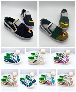 Chaussures pour enfants populaires Designer Sneaker Enfant Basket-ball Entraîneur Respirant En Plein Air Jogging Chaussures Garçon Fille Casual Skate Chaussure Coton Tissu Enfants Chaussures De Sport 26-35