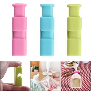 Portable Chip Bag Sealing Clips Snack Food Bag Spring Sealer Fresh-keeping Clamp Plastic Tool Kitchen Accessories LX5403