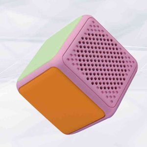 Haut-parleurs portables Portable sans fil Bluetooth haut-haut-parleur de personnalité mobile Small Rubik's Cube Stereo T220831