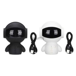 Haut-parleurs portables Haut-parleur Robot Portable Mini haut-parleur intelligent Support carte mémoire entrée AUX son de lecture MP3 pour le bureau à domicile YQ240106