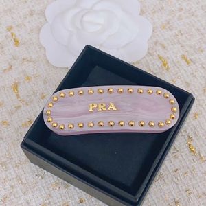 Prad Designer Brand Letters Designer Hair Clip Barrettes Luxury Shining Diamond Acrylic Classic Hair Pins For Girls Women Party Bielry Gift 165