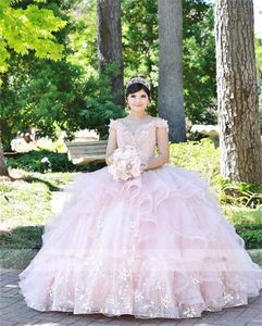 Princesse rose clair au large de l'épaule robes de quinceanera robe de bal perdée 3D Vestidos à plusieurs niveaux Floral Q