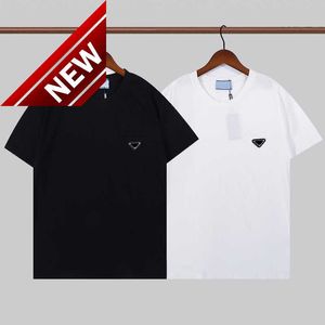 Prrda Fashion Brand Mens Tops Polos Shirt Original Style Original Quality High Quality Man Black White T-shirt T-shirt Tees Summer Nouveau Designer de luxe Garnières courtes