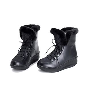 Botines de invierno de Pu en zapatos de plumón en una plataforma Botas de calentamiento monocromáticas Botas de nieve para mujer al aire libre de encaje Calzado Zapotos Mujer .623 Wter Mochrome Warmg