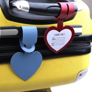 Étiquette de bagage en PU, étiquette d'identification de valise Portable en forme de cœur, sacs d'embarquement, étiquette nom, ID, porte-adresse, accessoires de voyage
