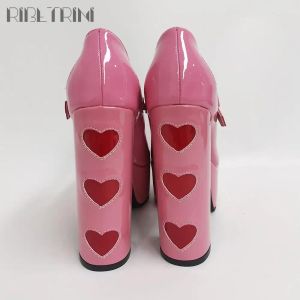 Pombas Diseñador de lujo Cásate de Janes Pumps for Women Love Heart Talls High Tels Punk Chunky Pink Wedding Party Women's Shoes