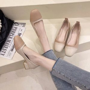 Zapatos de bombas para mujeres 2023 Moccasins Damas Tacones cuadrados de calzado de verano con talón mediano Toe elegante Entrega rápida más última