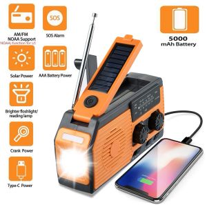 Radio 10000mah Emergency Solar Power Radio USB Charge Hand Crank Radio FM AM WB NOAA Radio météo avec lampe de poche LED Banque d'alimentation