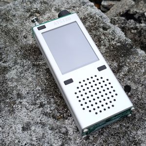 Radio ATS120 FMAM SI4732 ESP32 BluetoothCompatible Handheld BuiltIn 820mm Rod Antenna and Ser 230719