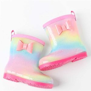 Rainbow Enfants Chaussures d'eau PVC Enfants Bottes en caoutchouc Mode Mignon Bébé Filles Pluie Preuve Dessin animé Garçons Infant 211227