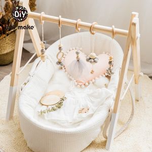 Rattles Mobiles 1set Wooden Baby Play Gym Animals Pendant BPA Free Food Grade Wooden Teether Toys Interactive Baby Birth Gift Wooden Blank Toys 230216