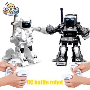RC Robot Bataille Boxe Jouet Télécommande 24G Humanoïde Combat avec Deux Joysticks Jouets pour Enfants 230529