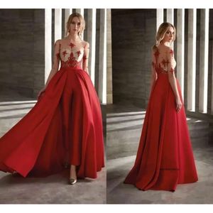 Robes de soirée rouges Robes de bal avec jupe détachable Satin Fashion Femmes Jumpsuit à moitié à manches longues Robe de queue de fête Wear Made 77 0510