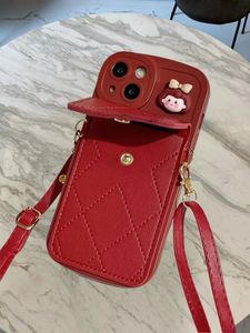Rouge Festive Cross-Body Fashion Card Package Mobile Phone Protection Case pour iPhone 11/12/13/14/15/11 Pro / 12 Pro / 13 Pro / 14 Pro / 15 Pro / 11 Pro Max / 12 Pro Max / 13 Pro Max/ 14 Pro