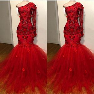 Vestidos de graduación sexy de sirena de manga larga roja con volantes de encaje de tul de un solo hombro con cremallera hasta el tren de la corte vestidos de noche vestidos de desfile 247f