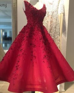 Bonito bordado rojo con cuentas una línea de vestidos de cóctel elegantes apliques de encaje Floral 3D longitud del té vestidos de noche de fiesta cortos formales