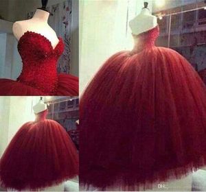Robes de quinceanera rouge chérie robe de bal sans bretelles en tulle