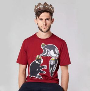 Camiseta roja de algodón con cuello redondo y bordado de mono y corona, camisetas de diseñador para hombre, camisetas divertidas, camiseta unisex ajustada7719543