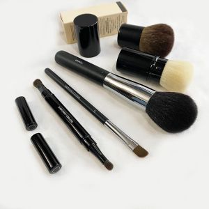 Ensemble de pinceau de maquillage Kabuki rétractable 1 Blush 4 Cream Eyeshadow 27 Tools Brush à lèvres à lèvres à double pourboire