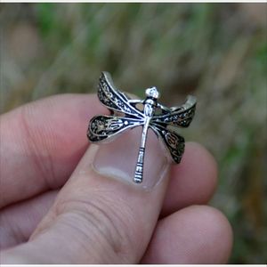 Retro Creativity Dragonfly Shape Ring Brand Women Simple For Multiple Occasions Party Jewelry 2021 Wedding Finger Rings