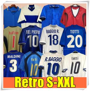 Retro Soccer Jersey 1982 Italys 1990 1996 1998 2000 Football à domicile 1994 Maldini Baggio Schillaci Totti Donadoni del Piero 2006 Pirlo Inzaghi Buffon Home Away 86 98 90 94