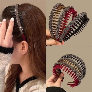 Rhingestone Flocking Hair Hoops For Women Mesdies Couleur solide à denté les accessoires de cheveux de coiffeur