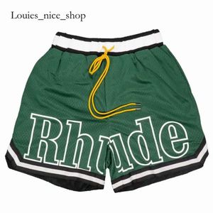 Rhude Shorts Diseñadores para hombres Panel de baloncesto Tribunal Trunks Sweat Senna Senna Flight Yaching Fotos cortos Comprar 24SS de alta calidad Sports de verano suelto 403