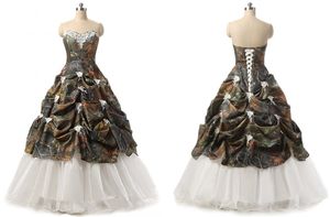 Robe de mariée romantique Camo volants fleurs longue 2018 pas cher Designer chérie appliques longueur de plancher Corset dos robes de mariée grande taille