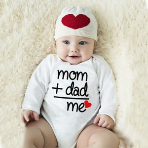 Barboteuses Summer born Infant Baby Clothes I Love Mom Dad Cute Toddler Jumpsuits Boys Girls Long Short Sleeve Cotton Bodysuits Outfits 230724