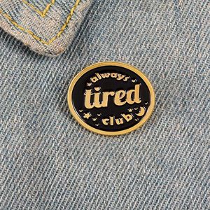 Texte fatigué Texte étoile ENAMEL PIN BROOD BROOCH BORCH Vêtements Revers épingle Sasha Away Badge Cartoon Jewelry Gift for People