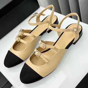 Sandalias dulces de tacón de tacón de punta redonda con dos correas con hebillas de alta calidad de cuero genuino verano sale de moda zapatos de diseño de moda para mujeres