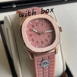 Reloj de diseño para mujer Reloj de 35,6 mm Movimiento de batería de cuarzo para mujer con caja Reloj de diseño Banda de goma Esfera de acero inoxidable Orologio di Lusso Montre