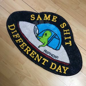 Alfombras RIPNDIP Barato Gato Alien Alfombra Nave espacial Tendencia Piso Mat Grueso Decoración del hogar Alfombra de arte