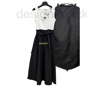 Robes de piste Designer Summer Women Dress Tee Shirts Avec Signe Triangulaire Filles Milan Jersey Débardeur A-ligne Sans Manches Long Haut De Gamme Gilet USG8