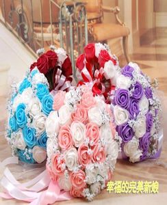 s Hermosos coloridos rosas artificiales Flores Ramo de boda Favores de boda perfectos Mano nupcial sosteniendo flores Barato DL14886616