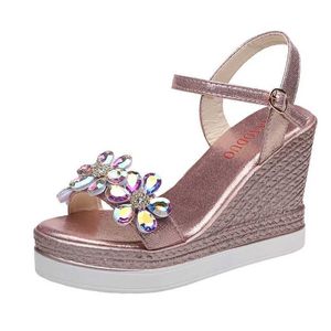 Sandales 2024 Femmes Mode Fleur Blossoming Toe Robe Argent Eau Diamant Wedge Plateforme Chaussures De Fête H240328BMPC