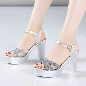 Sandalias talla grande 32-43 plataforma mujer zapatos de boda verano bloque de diamantes de imitación tacones altos señoras sandalia plata 220121