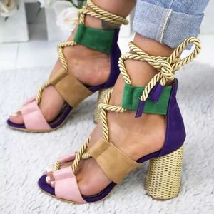 Sandales Espadrille Pumps Pumps Strap Femmes Fashion Cross Coix haute chaussures ouverts ouverts Talons épais confortables Slippées T