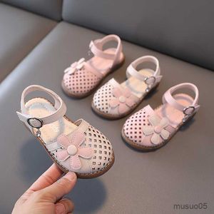 Sandals Girls Sandals 2023 Summer Children Shoes Soft Soled Anti-Slippery Kids Beach Shoes Fashion Cut-Outs Princess Sandals Size 21-30