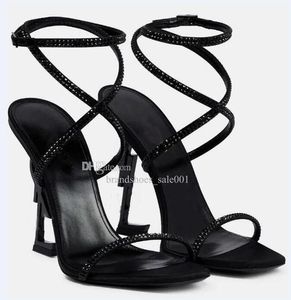 Sandales à talons hauts Luxurys Designers Chaussure Paris Robe Classics Femmes 10cm 8cm Talons Noir Or Or Mariage Bas avec boîte 3 modèle Taille 35-43