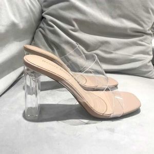 Sandales chaudes 2023 été pompes PVC gelée pantoufles bout ouvert talons hauts femmes Transparent Plexiglas chaussures talon clair Y2302