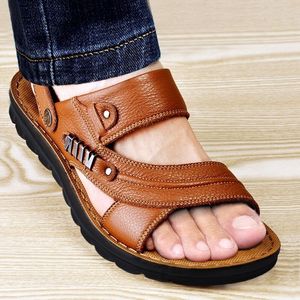 Sandales hommes chaussures de plage vache qualité en cuir véritable pantoufles antidérapantes respirant deux utilisations sandales 230417