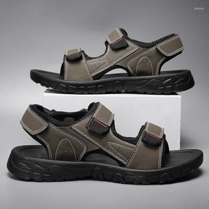 Sandales Hommes Tongs Été 2023 Mode Casual En Plein Air Femmes Mâle Caoutchouc Pantoufles Femme Rouge Roman Huaraches Chaussures De Plage