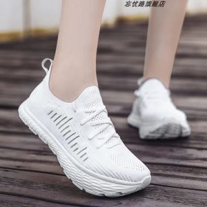 Sandalias nuevas cuñas de la tachona hombres mujeres verano 2022 zapatos casuales negativos zapatos ortopedic ortopedic al revés zapatos deportivos masculinos gimnasio