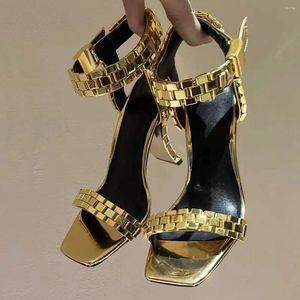 Sandales Straps High Heels Metal Styles Femmes Gold Watch Stage Stage Fancy Summer Robe Chaussures